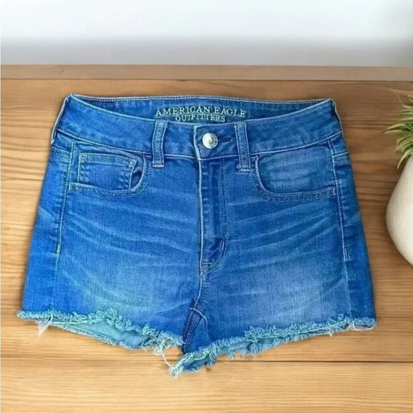 💟Women’s American Eagle  Super Stretch Jean Shorts - Picture 1 of 12
